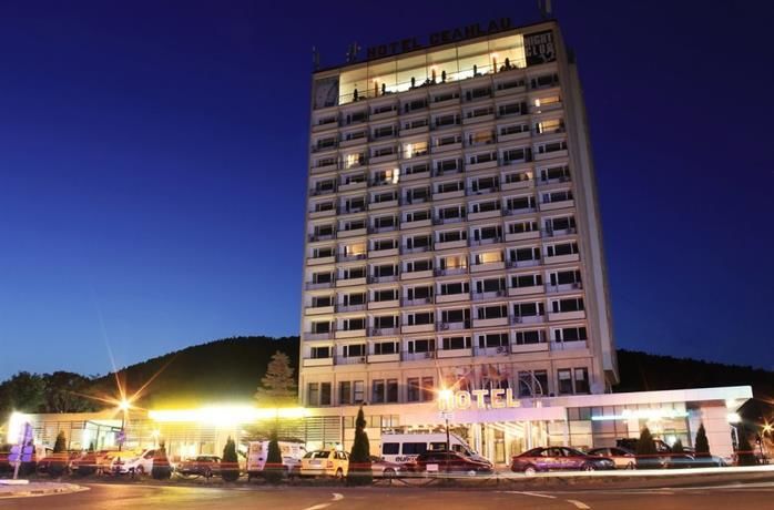 Отель GRAND HOTEL CEAHLAU Пьятра-Нямц
